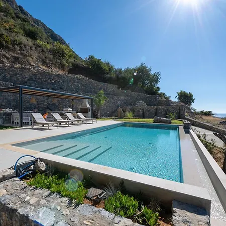 فيلة Cella كالاماتا