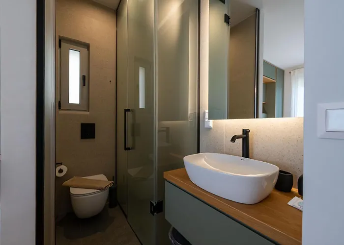 Cella * كالاماتا